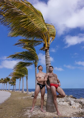 'Beach Boys': Derek Spears & Jace Starr