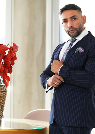 Hotel-X: Double-Booked