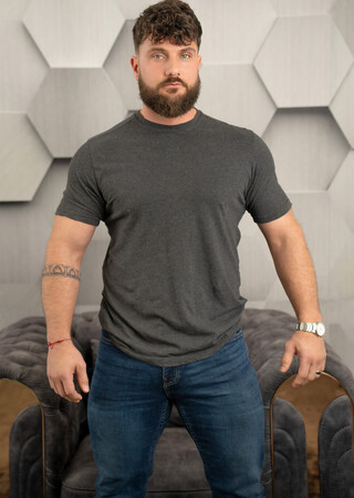 Ten Out of Ten: Derek's First Gonzo Gangbang - Part 1