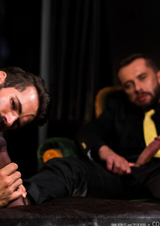 Come Right In And Play