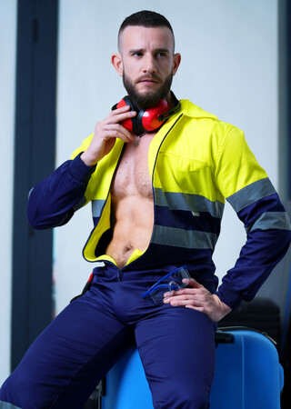 Ready to Fly: Baggage Handler