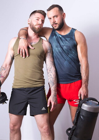 PERSONAL BARE TRAINER
