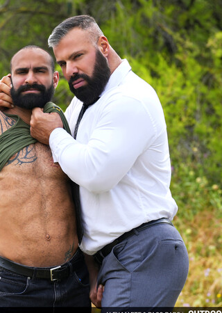 Squirt Casual Encounters: Outdoor Park Cruising