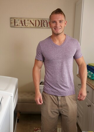 Tall gay hunk Mark Long bags blonde Jake Karhoff in the laundry room